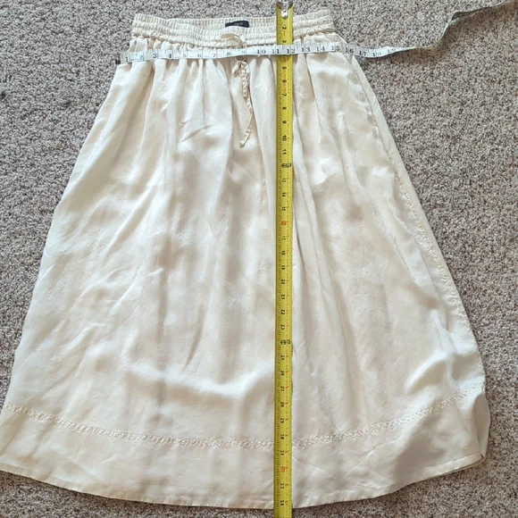 J. Crew Cream Silk A-Line Skirt Small - Picture 2 of 4